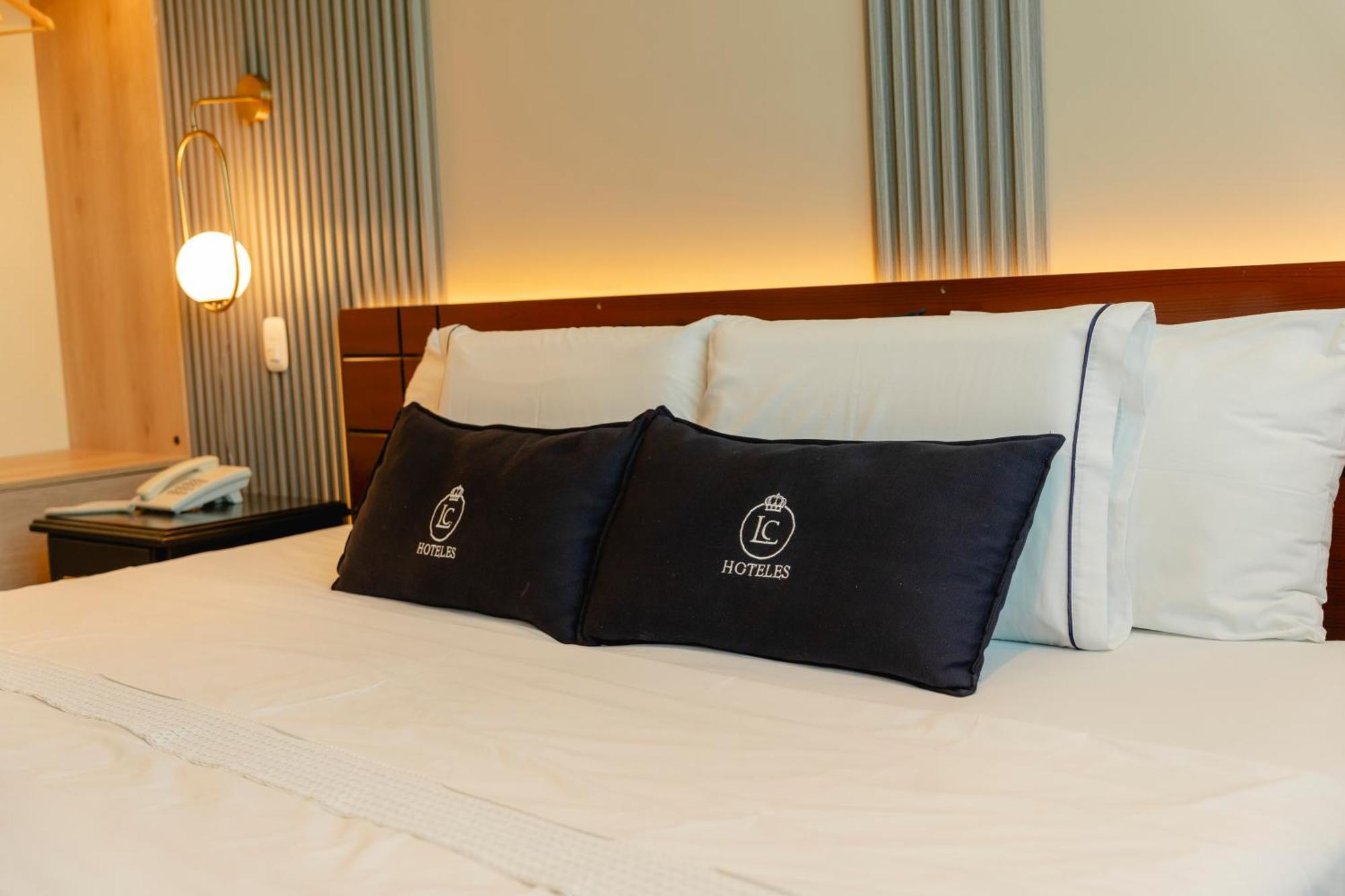 Lc Hoteles Piura Zewnętrze zdjęcie